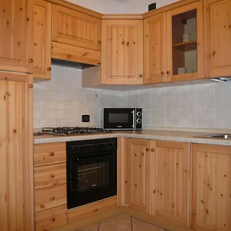 Casa Mezzavalle Apartment *